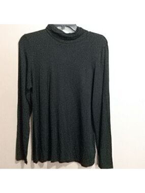 Tahari black turtleneck top size large